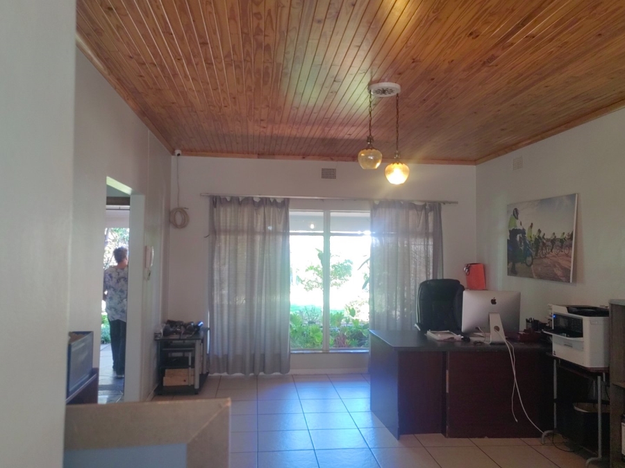 4 Bedroom Property for Sale in Heuwelsig Northern Cape